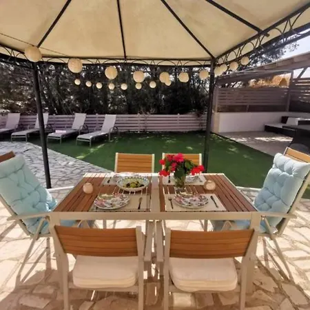 Unique Stonehouse Traditional In