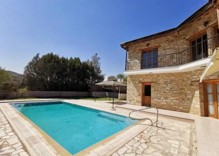 Unique Stonehouse Traditional In Agia Anna