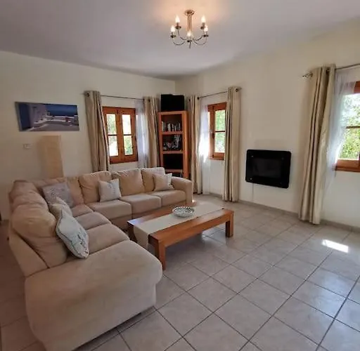 빌라 Unique Stonehouse Traditional In Agia Anna